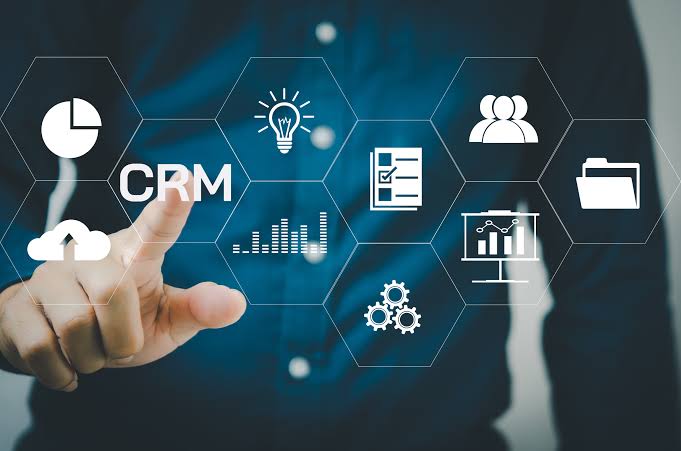 Salesforce Field Service Setup with CRM icons showcasing features and functionalities.
